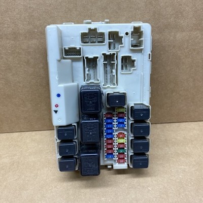 2004-2007 Nissan Murano Fuse Box IPDM Power Control Module 284B7CA016 OEM
