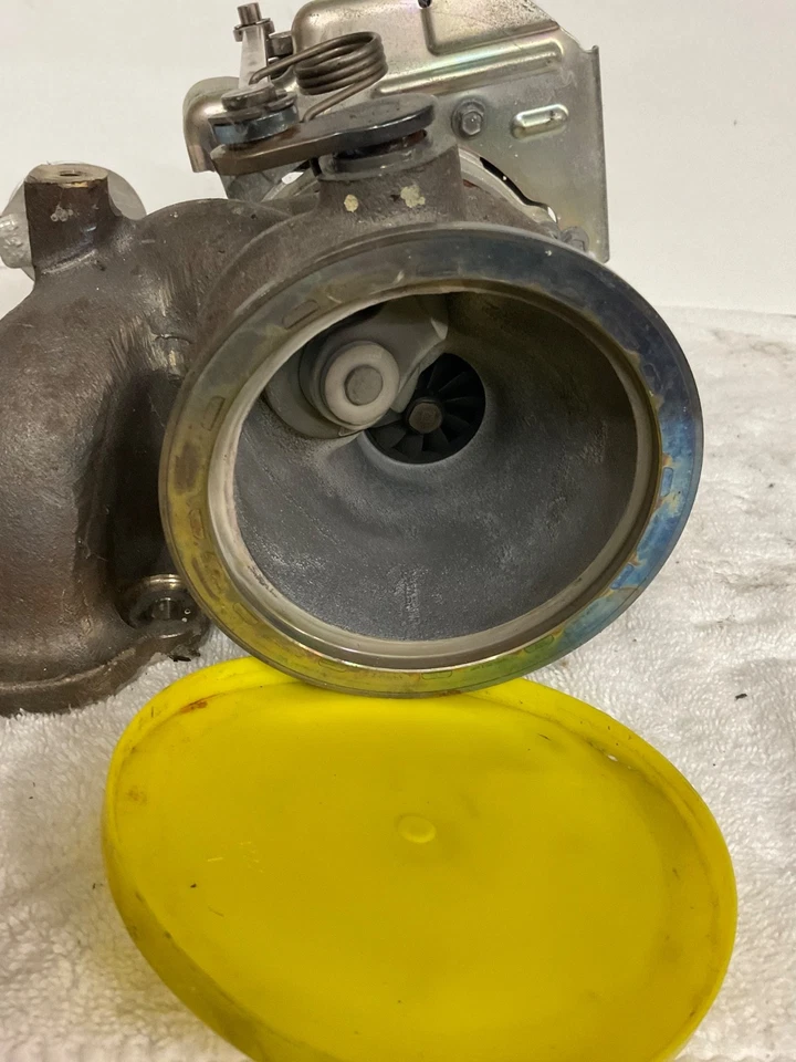 Cadillac XT4 2019-2025 2,0 L L motor turbocompresor con actuador OEM K-2 Foto 4 de 4