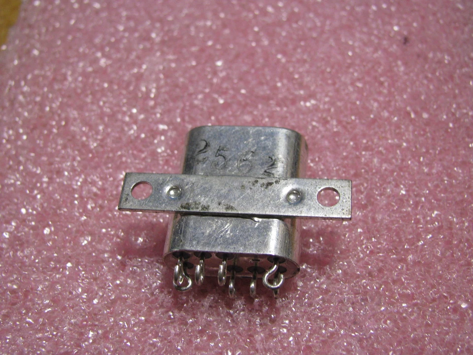 Relés ELGIN, PARTE RELÉ # MV7356 26,5VDC Foto 3 de 4