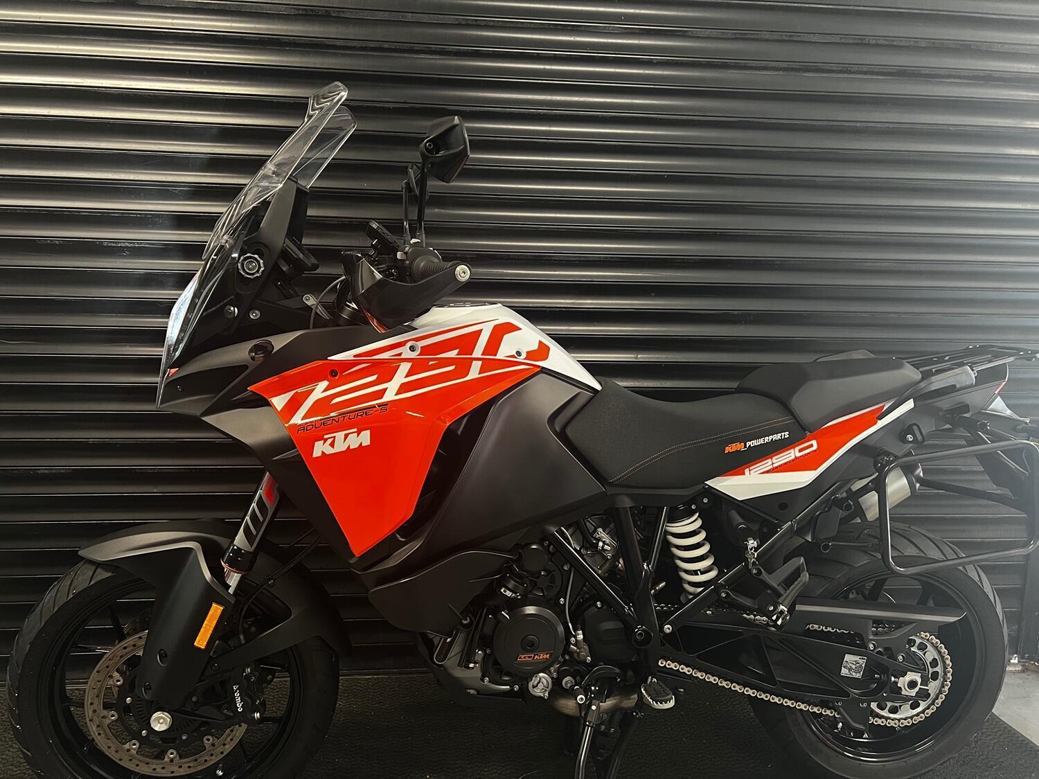 2018 KTM 1290 Super Adventure S 1 OwnerQuickshiftPanniersKTM Power