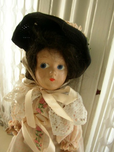1920-30s 11-Inch Composition Doll in Pink Gown and Black Hat - Picture 5 of 5