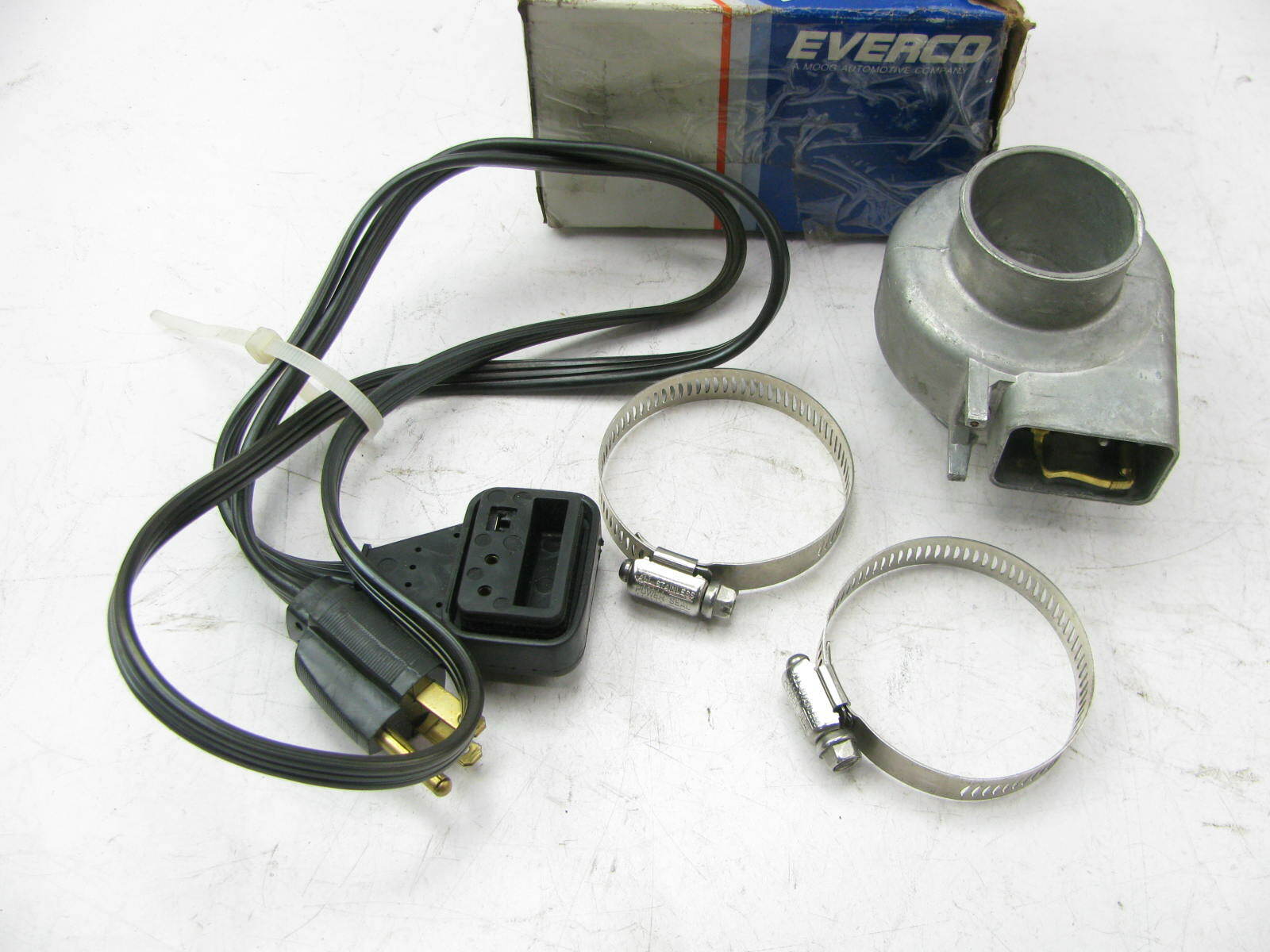 Everco R1802 External Engine Block Heater - 1 3/4 Hose ID, 600 Watts, 120  Volts | eBay