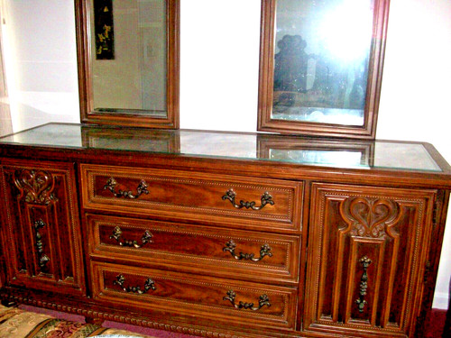 QUEEN BEDROOM SET WITH TRIPLE DRESSER, MIRRORS ,ARMOIRE, AND HEADBOARD