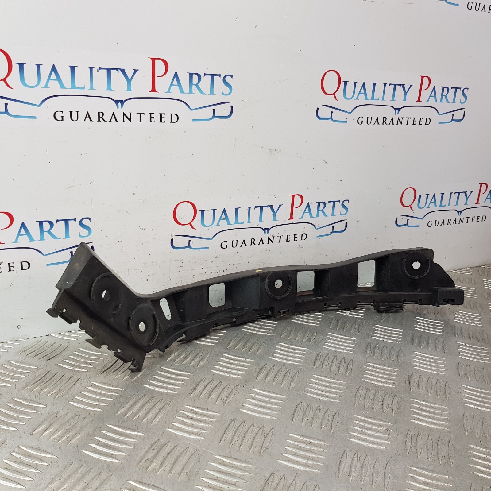 Volkswagen Scirocco 2009 Mk3 Passenger Rear Bumper Bracket 