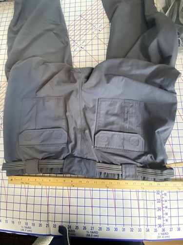 Duluth Dry on the Fly mens 2XL nylon travel hiking Work Flap Pockets Gray pants - Picture 5 of 11