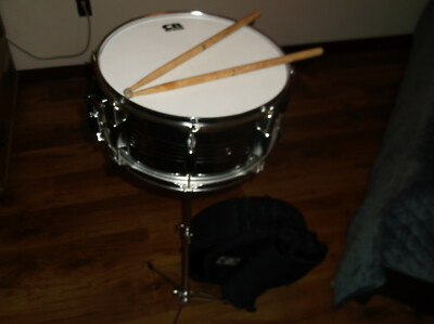 CB Drums SP Series 6'' H x 14'' W Chrome w/ Snare Stand Assembly Nice Condition