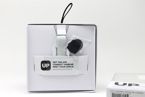 UP move by Jawbone Wireless Activity Tracker, Sleep Tracking Smart Coach - Picture 4 of 4