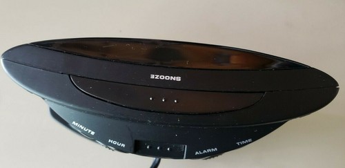 SHARP Large LED Display Digital Alarm Clock Model # SPC033 - Picture 3 of 5