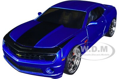 2010 CHEVROLET CAMARO CANDY BLUE 1/24 DIECAST MODEL CAR BY JADA