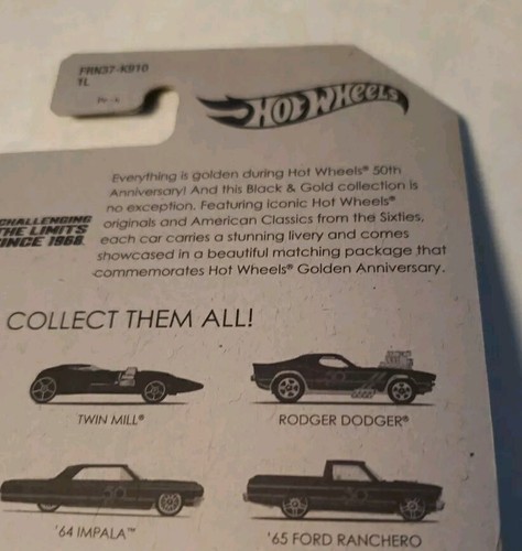 Coche Dodge Dart Hot Wheels 2017 50 aniversario serie dorada '68 1:64 FRN37-K910 - Imagen 10 de 11