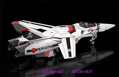 Plamax MF-45 Minimum Factory VF-1 Super/Strike Fighter Valkyrie 1
