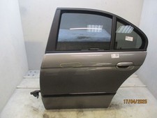 Porte arrière et accessoires BMW 2002