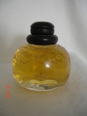 **Saint Laurent, Yves -  Paris - (ovale Ausführung) - 7,5ml - sehr selten L@@k