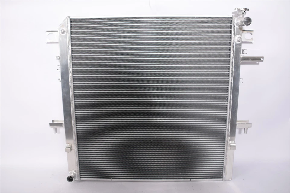 3ROWS All Aluminum DPI:13595 Radiator For 2017-2019 2018 Nissan Armada 5.6L V8 - Image 3 of 4