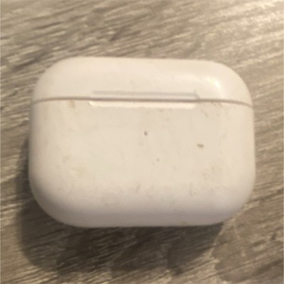 Apple White Wired Charging Case for Earbuds Compatible with Apple Replacement