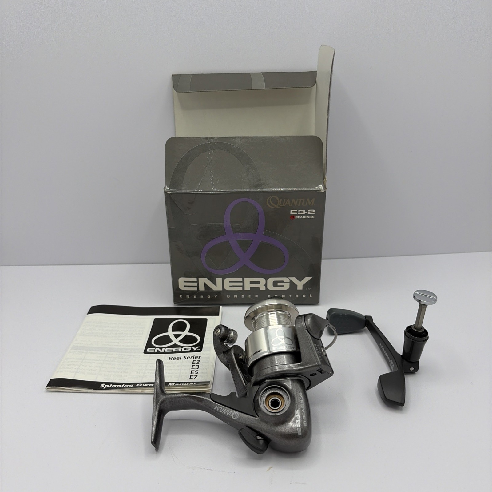 Vintage Quantum Energy Spinning Reel E3-2 with Box