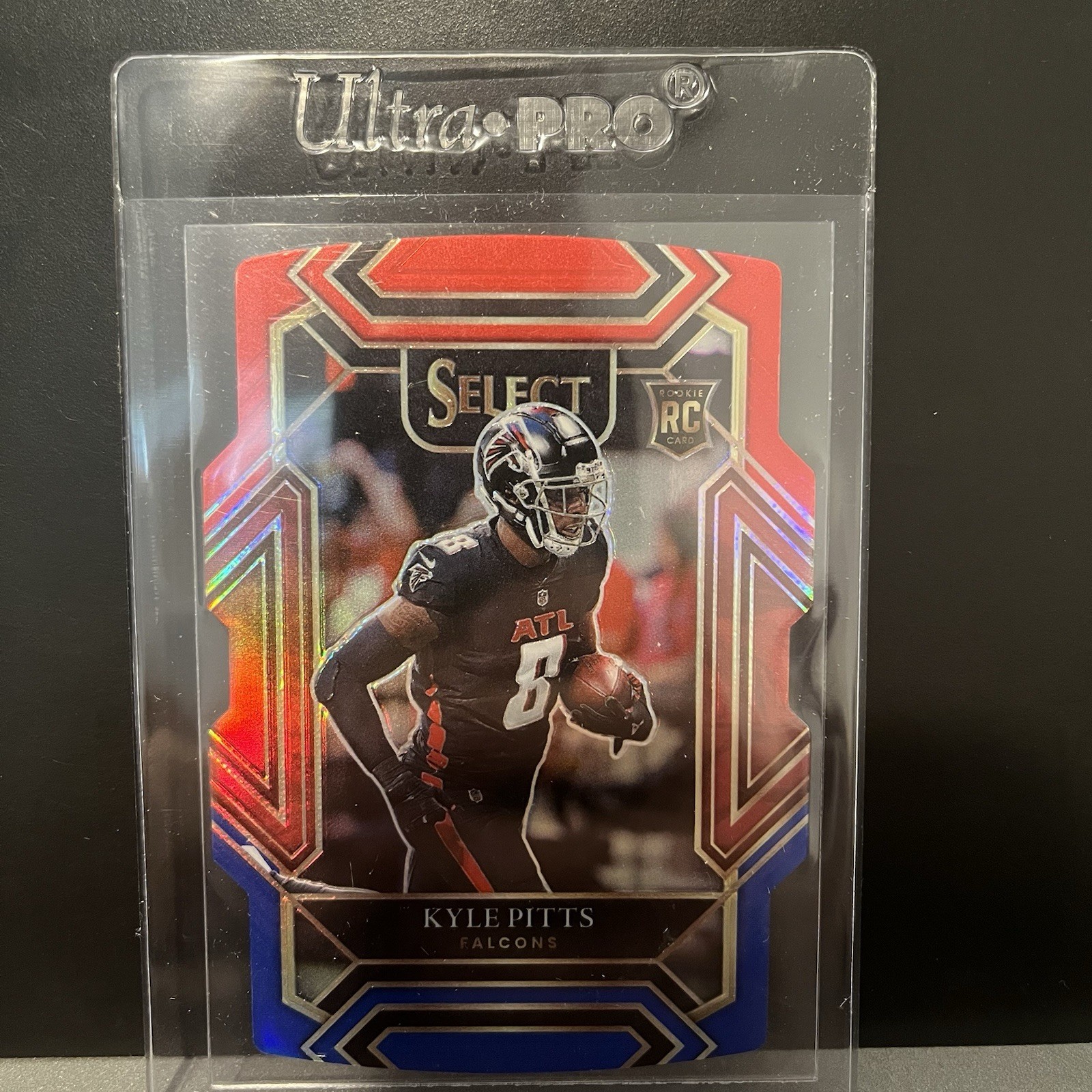 2021 Panini Select - Club Level Kyle Pitts #246 Red & Blue Prizm Die-Cut (RC)