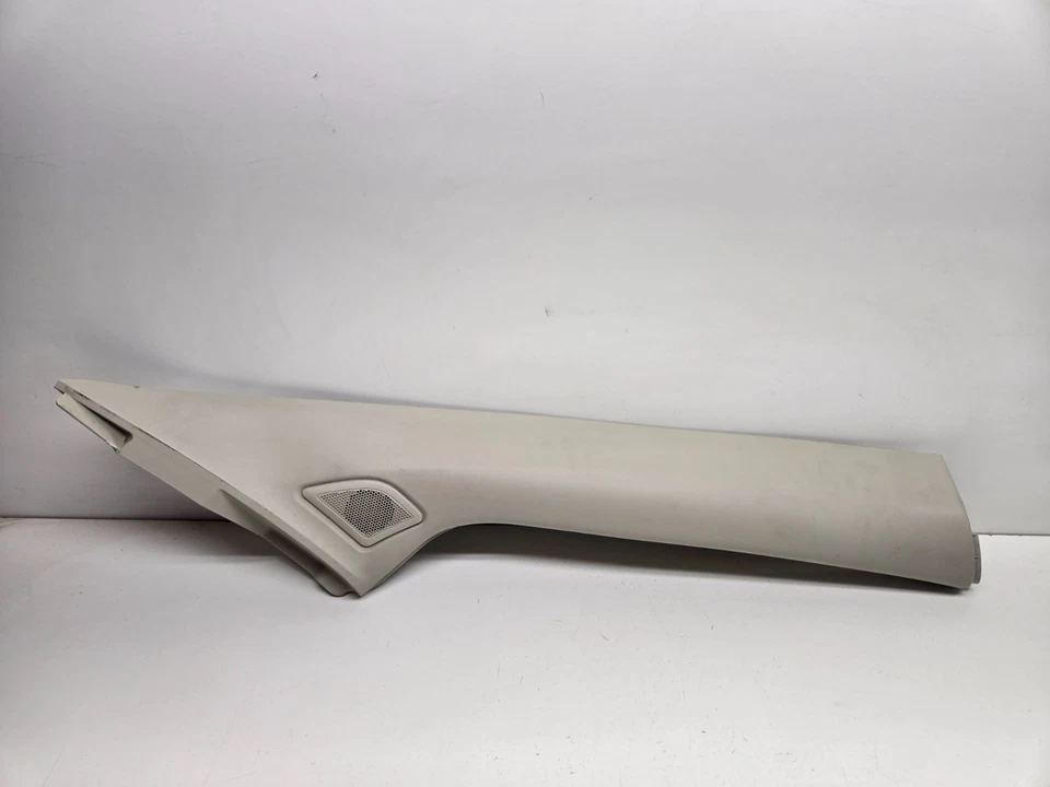 2014-2022 RAM PROMASTER 1500 2500 passenger right A pillar trim windshield Foto 2 de 4