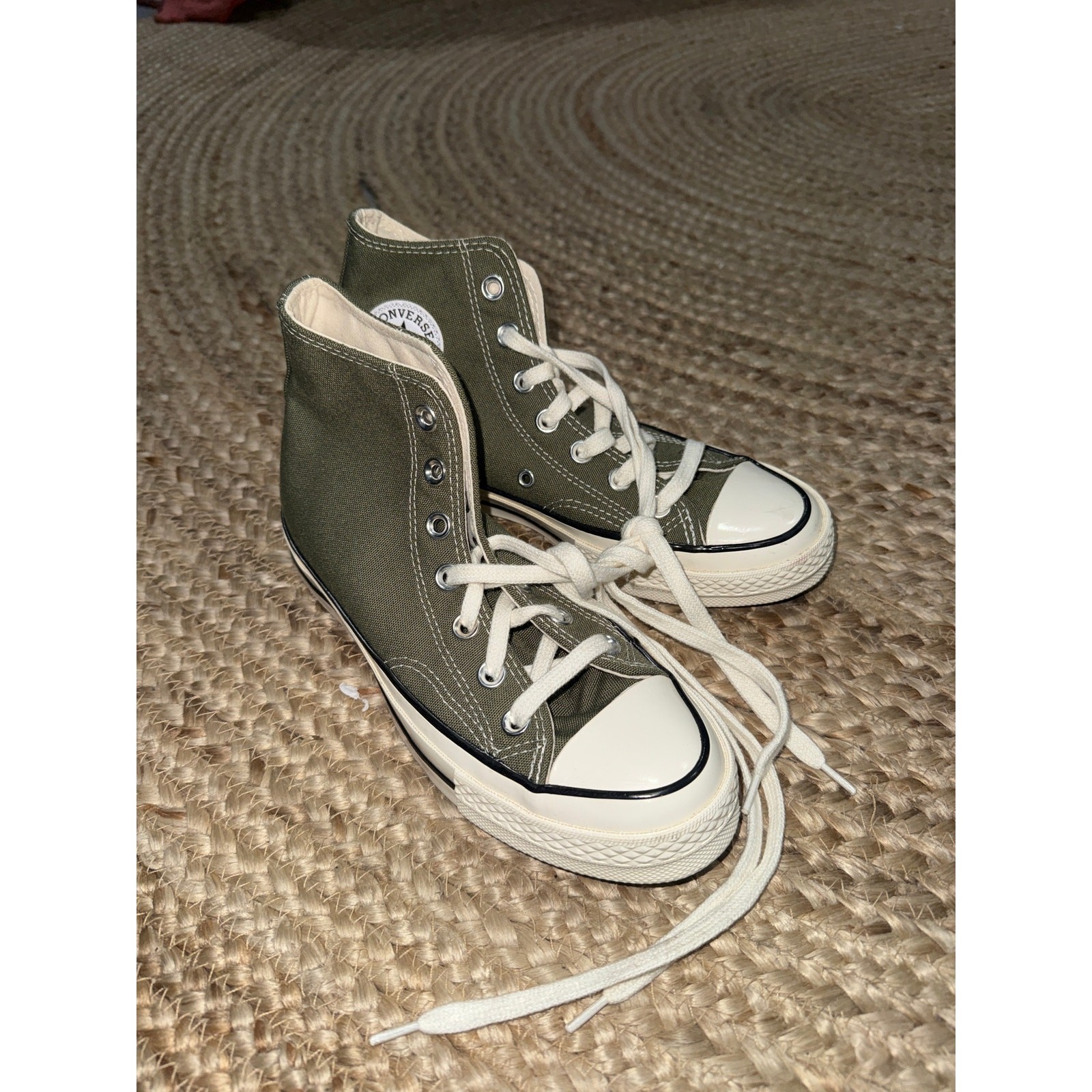 Converse Chuck 70 high-top sneakers in olive green women's 6 - NEW