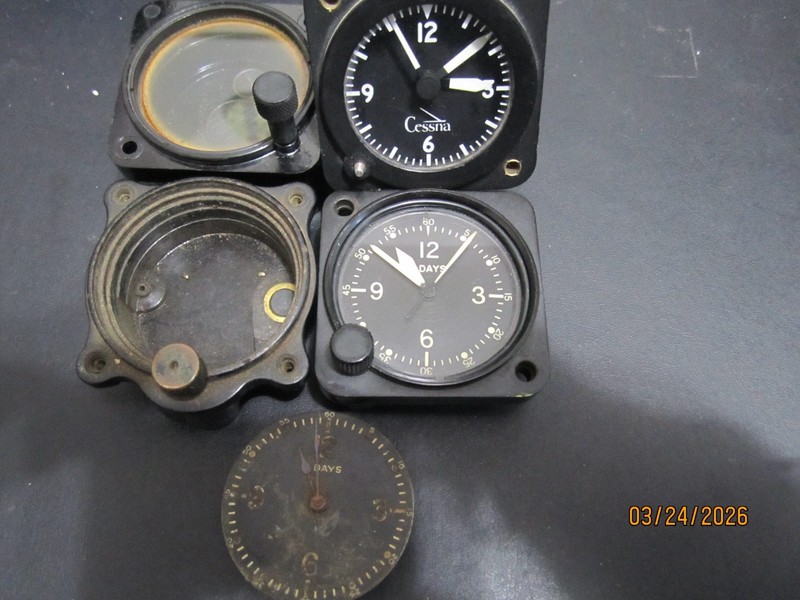 Wittnauer AN-5743-1A 8 Days Cockpit Luminous Aviation Clock - RUNS PERFECT