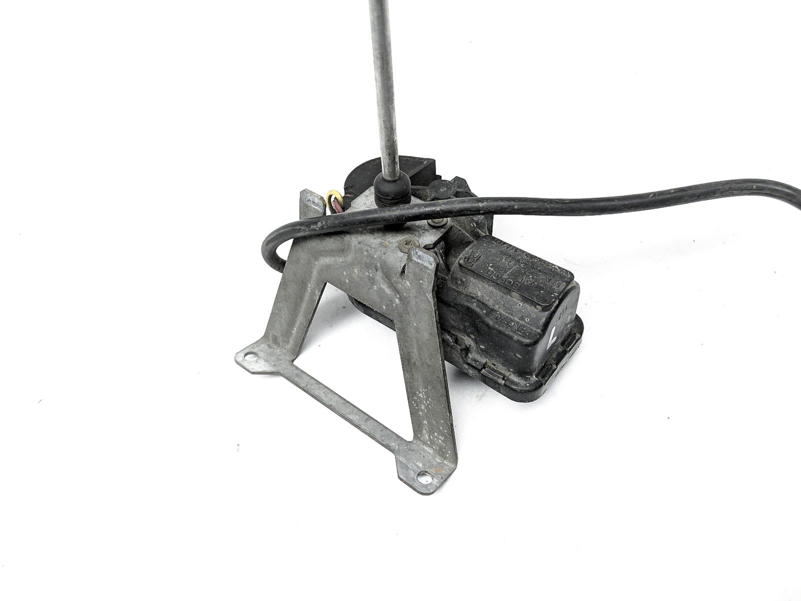 Volvo OEM Left Headlight Wiper Motor 9151176 for 960 95-97 S90 V90  