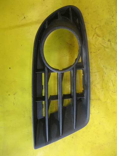 VW Golf plus,     Abdeckung Stoßstange vorne, 5M0 853 665 C, siehe Bilder,