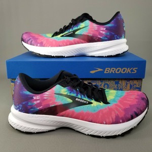 womens tie dye brooks