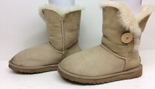  15 VTG WOMENS UGG AUSTRALIA BAILEY BUT WINTER IVORY BOOT SIZE 6