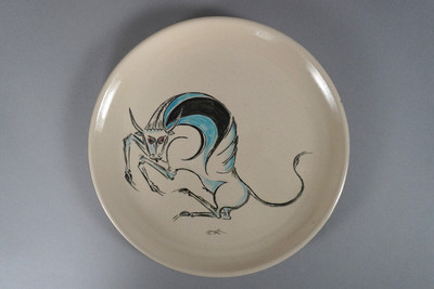 Vintage handbemalter Studiokeramik Wandbehang Teller mit Stier Design - signiert