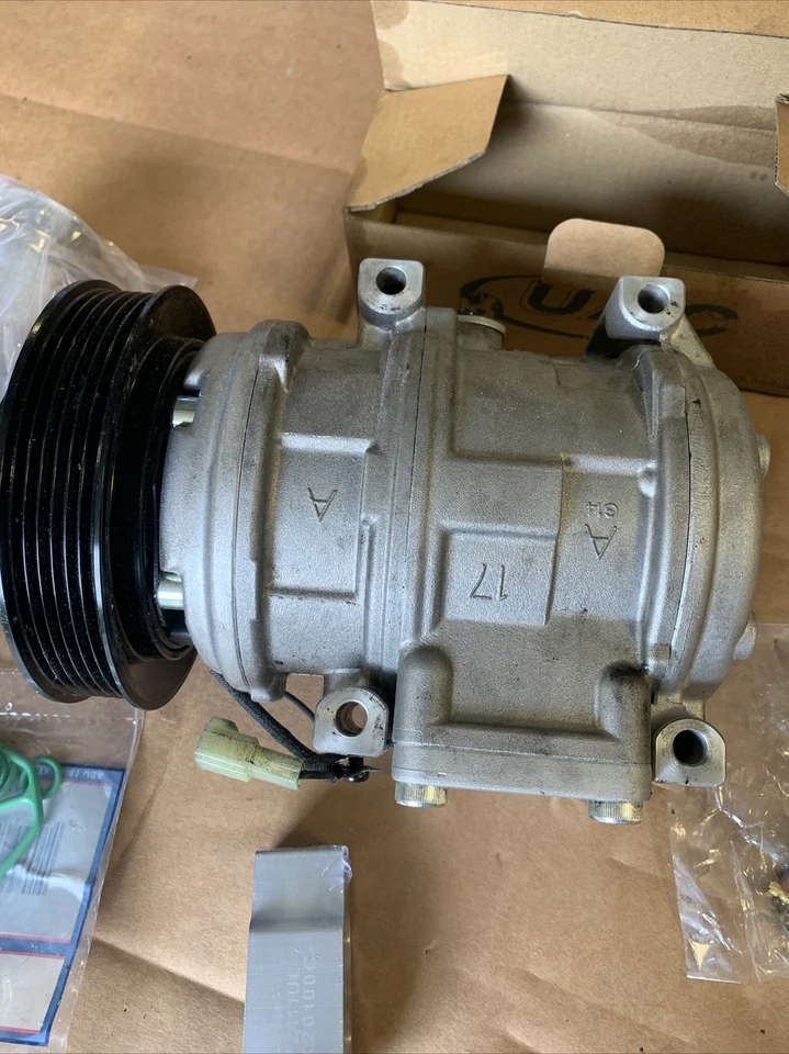 UAC KT 1001 A/C Compressor and Component Kit For 94-99 Toyota Camry Avalon 3.0L - Image 2 of 4