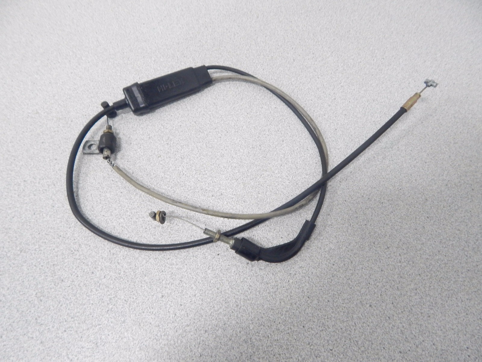 ARCTIC CAT SNOWMOBILE 20012002 ZRT 600 TOURING 600 THROTTLE CABLE 0687