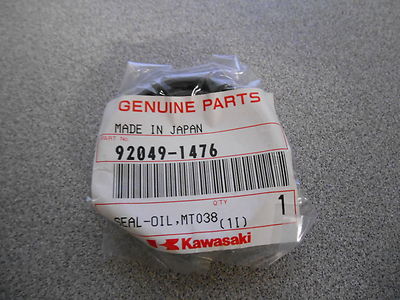 NOS OEM Kawasaki Ball Bearing 60/222RS 1987-2000 KSF250 KXF250 KLF300 92045-1170