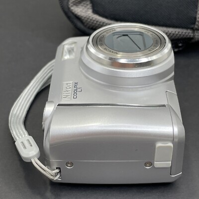 Nikon Coolpix L1 6.2MP Digital Camera with 5X Optical Zoom