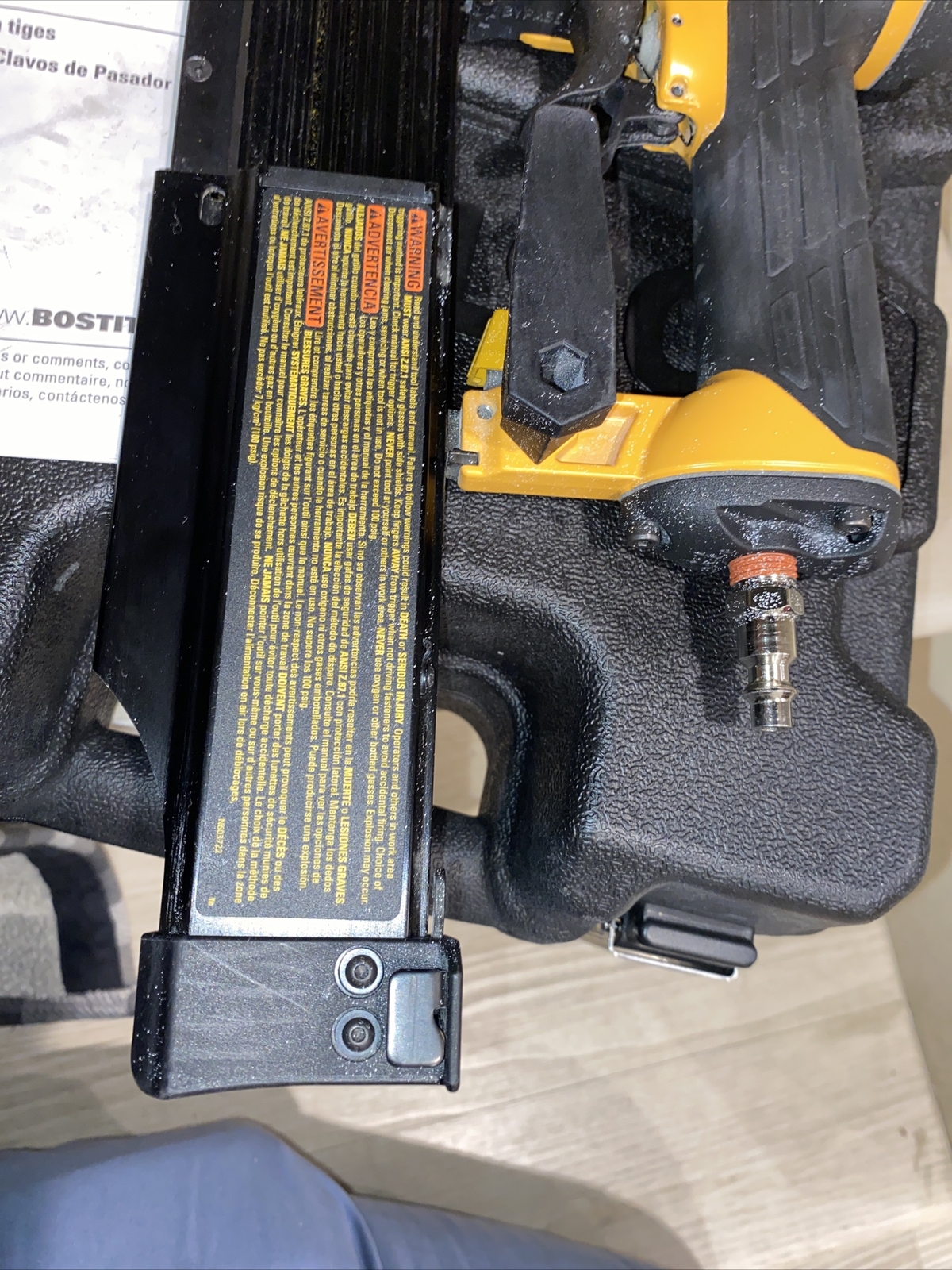 Bostitch BTFP2350K 2inch 23Gauge Pneumatic Pin Nailer Used