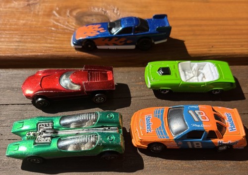 Lot Of 5 Hotwheels Cars Including 1968 Turbofire And 1968 Splittin Image