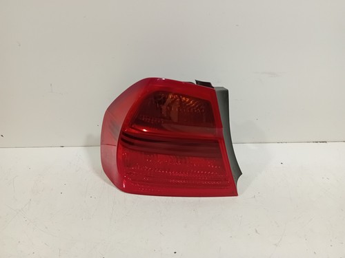 BMW 3 Series Rücklicht links außen 2005-2007  N46-B20B