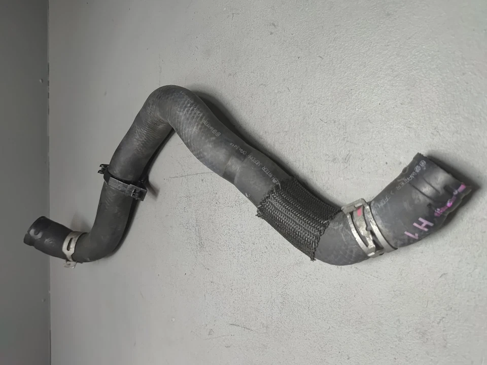 Manguera superior del radiador del motor Toyota Avalon 2021 OEM Foto 2 de 4