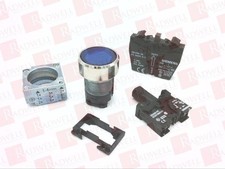 SIEMENS 3SB3647-0AA51-0CC0 / 3SB36470AA510CC0 (NEW NO BOX)