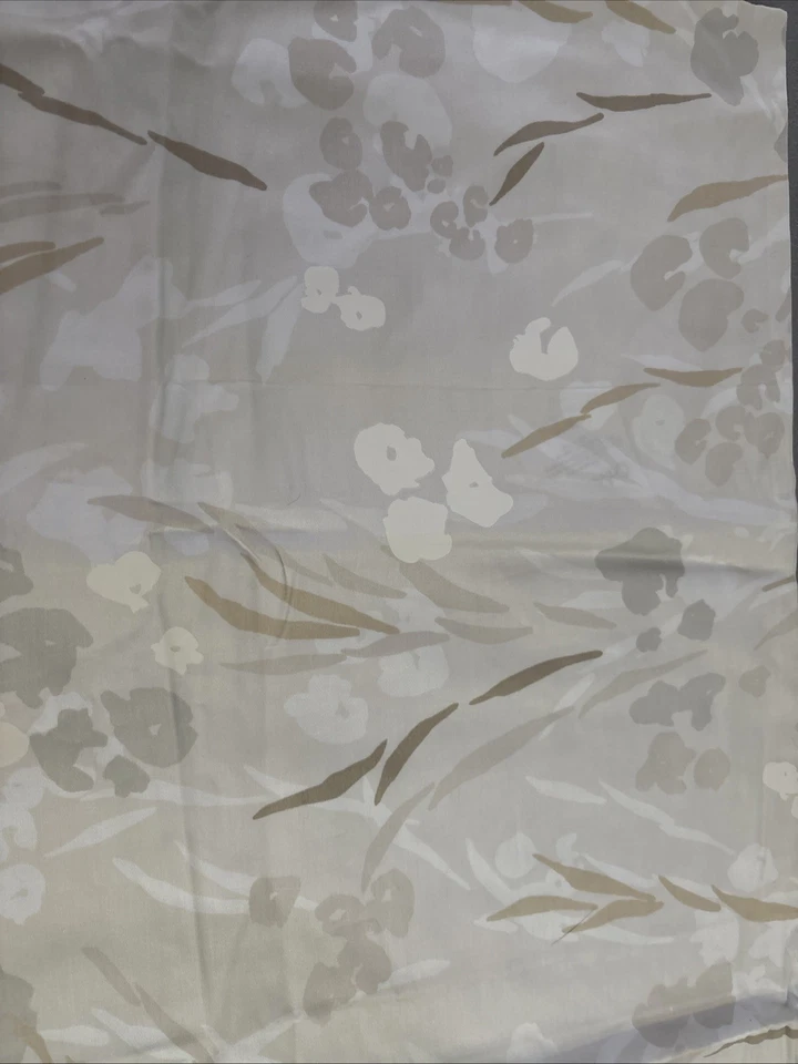 Calvin Klein KING SHAM 20 x 36 100% Combed Cotton Beige Floral Flowers Nature - Image 3 of 4