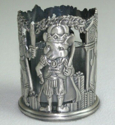NUTCRACKER CHRISTMAS THEME PEWTER METAL VOTIVE TEA LIGHT CANDLE HOLDER GOTHIC