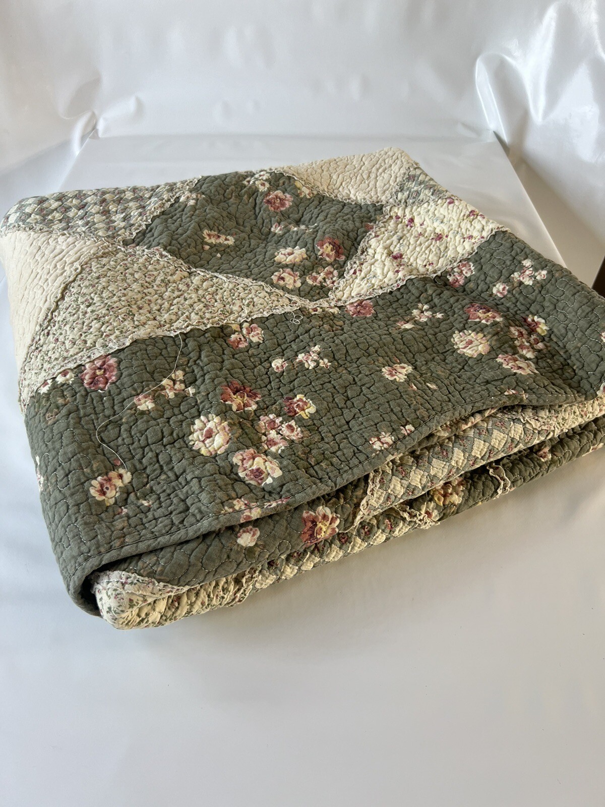 DUNELM PATCHWORK SCALLOPED DOUBLE BEDSPREAD THROW eBay