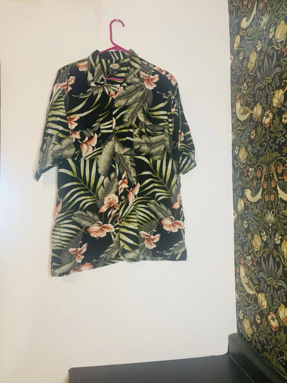 VTG Tommy Bahama Button Down Hawaiian Mens Floral Shirt Sz L Palms Resortwear