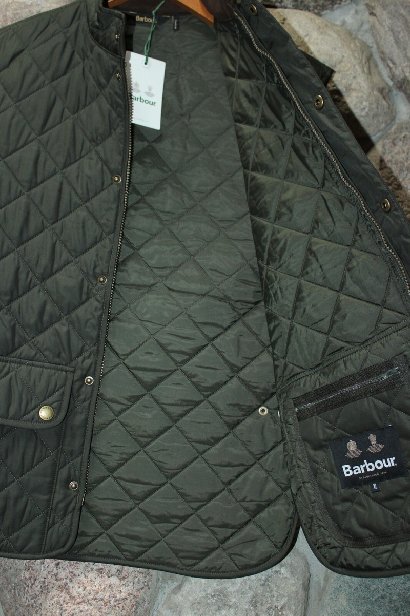Barbour Lowerdale Quilted Gilet Vest MGI0042GN71 Dark Green Barbour Lowerdale Quilted Gilet Vest MGI0042GN71 Dark Green