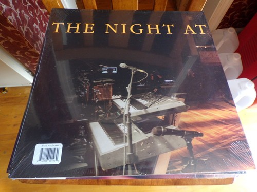 Garth Brooks Triple G Live Ryman Cover Sealed 3LP - Picture 2 of 2