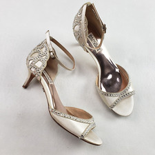 Badgley Mischka Gillian Peep Toe Heel Women 6 White Satin Rhinestone Bridal Pump