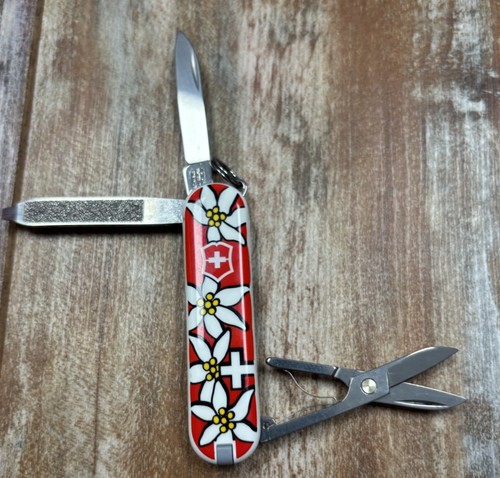 Lote 25 Victorinox Clasic Sd 58 Mm | Meses sin interés