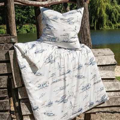 Janine Mako Satin Bettwäsche Moments 98101-02 Segelboote blau 135x200 - Bild 1 von 4