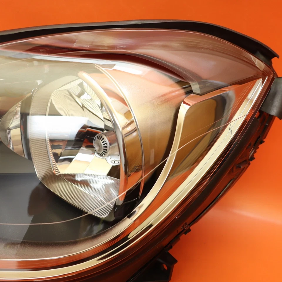 MERCEDES BENZ C250 C350 HEADLIGHT LEFT DRIVER 2012 2013 2014 A2048209959 HALOGEN - Image 4 of 4