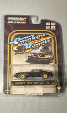 Greenlight Smokey and the Bandit 1977 PONTIAC FIREBIRD T/A Trans Am 1/64 2017