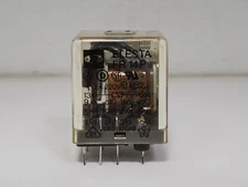 ELESTA FR11P RELAY 11 PIN 3PDT 24V DC 2A 220V AC